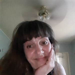 Meet your Posher, Shari lea